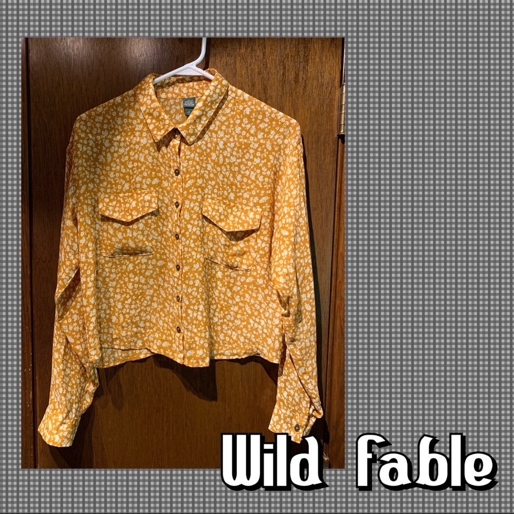 NWOT - Wild Fable Blouse Crop Top⚫️